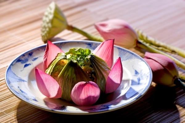 Top 10 quán chay lý tưởng cho những ai yêu ẩm thực chay tại Quận 10 & Quận 3